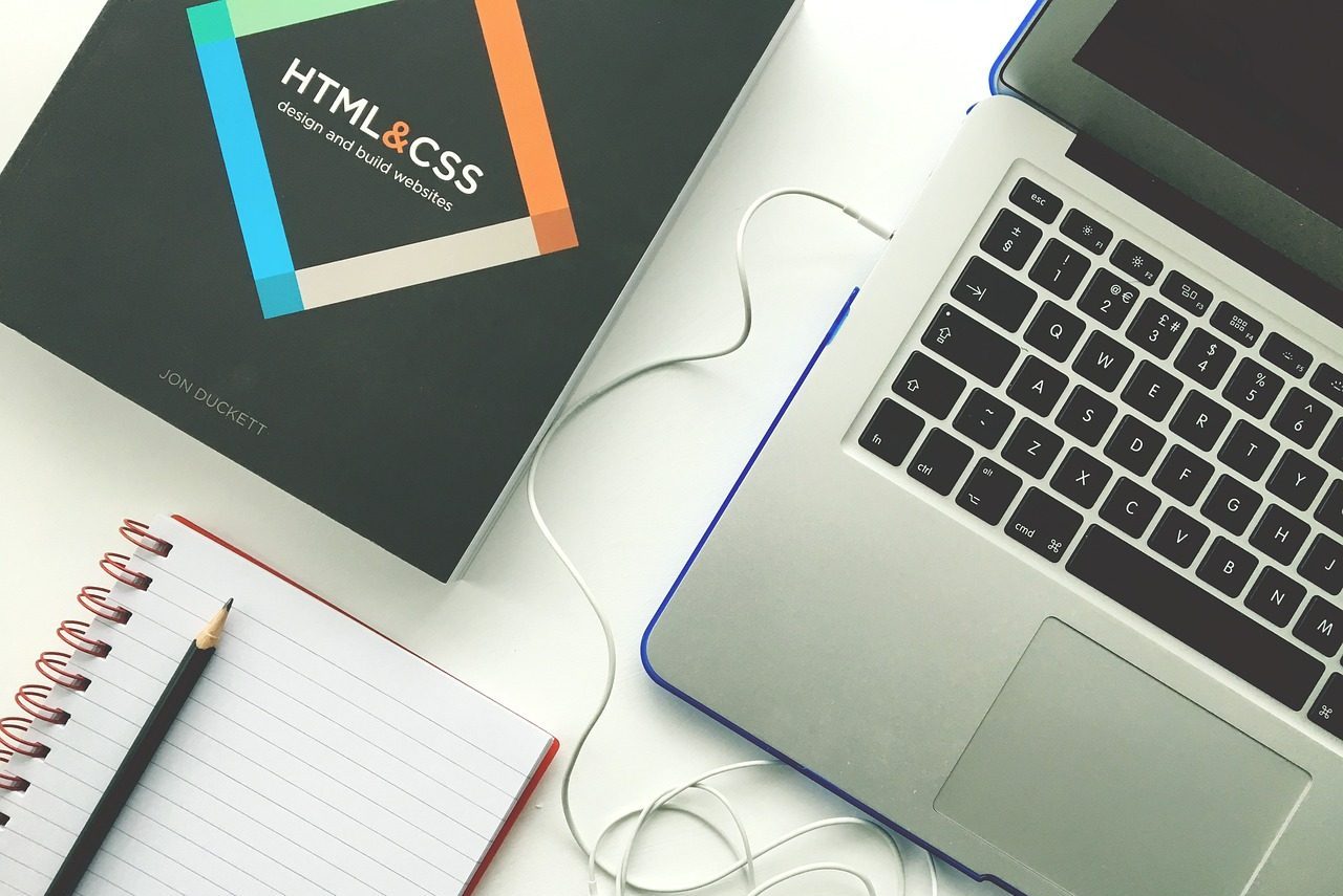 web design, laptop, html-2038872.jpg